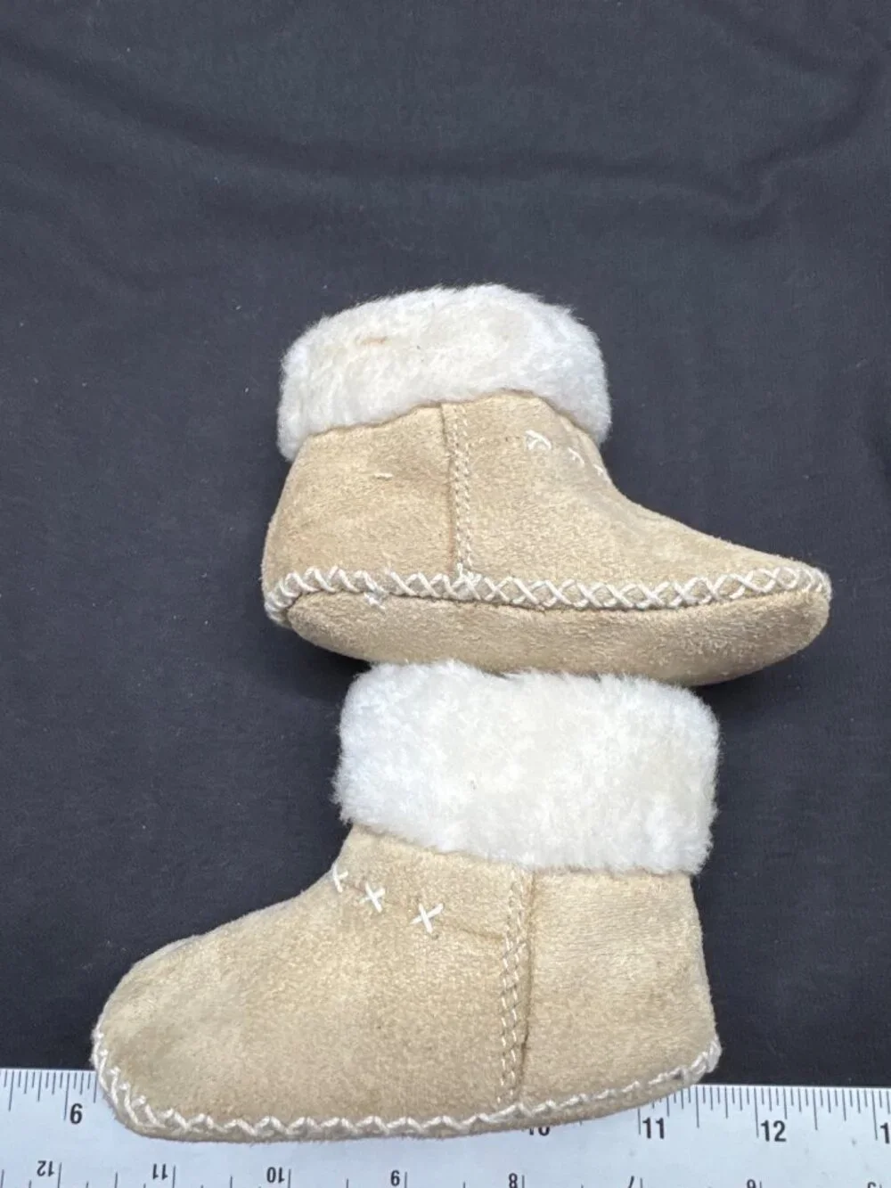 Teeny Toes Baby Tan Suede Booties Faux Fur Lining & Zipper Closure Size 2